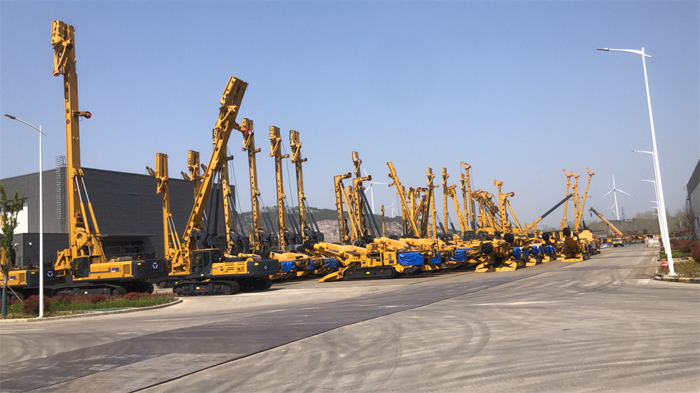 XCMG XR Series Rotary Drilling Rig XR280D XR220D