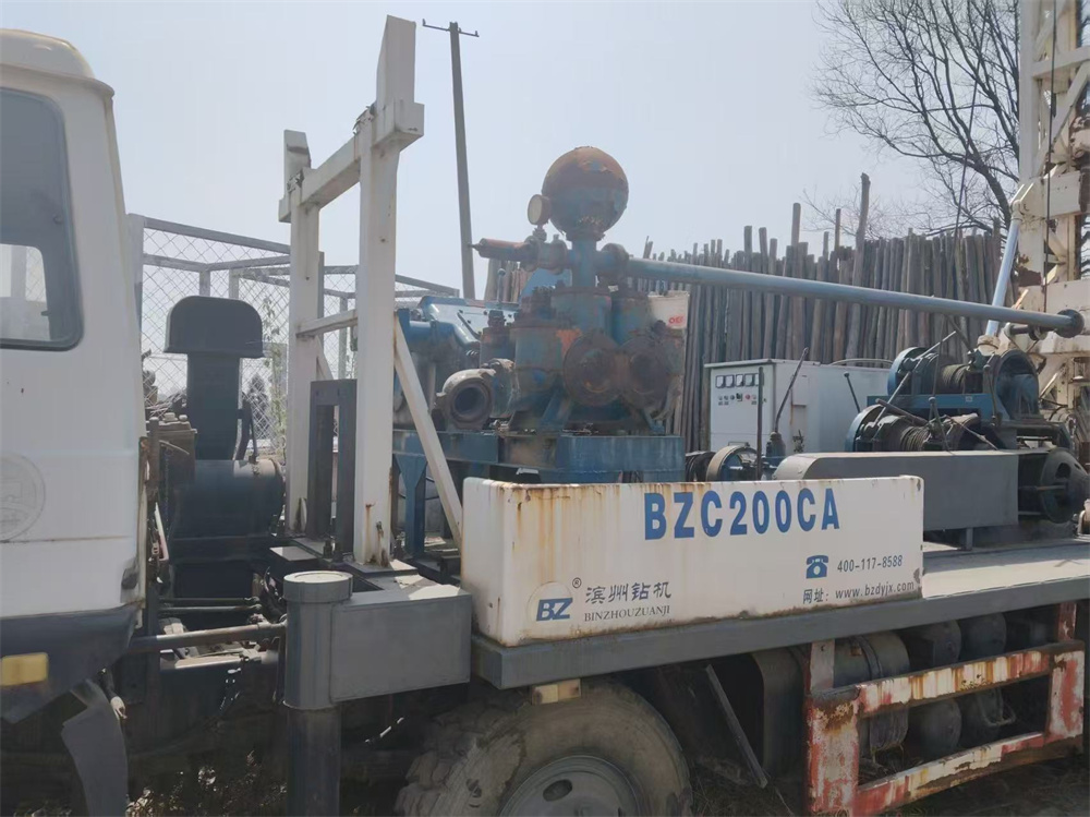 BCZ200 Truck mounted drilling rig 